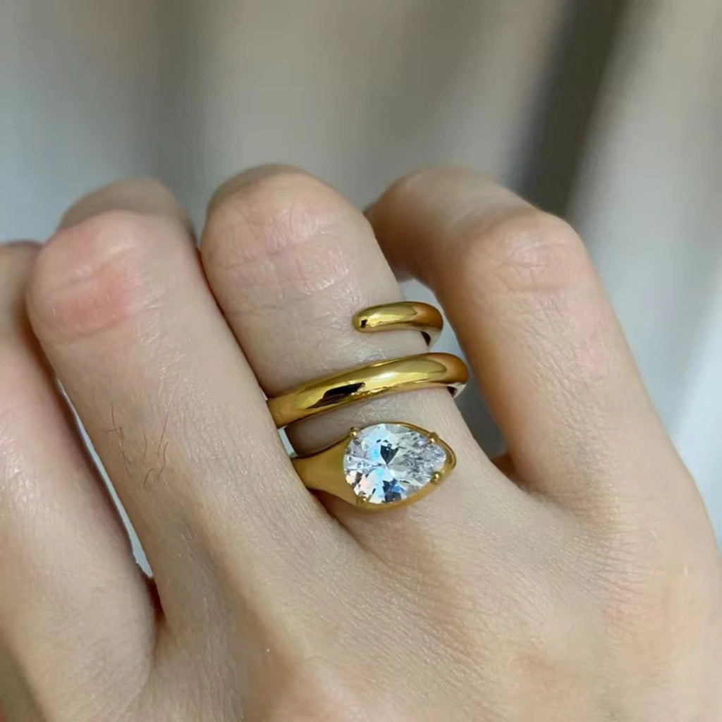 Aurelia Ring