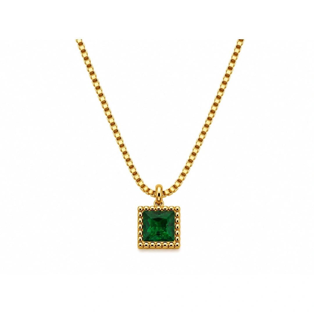 Lumisq Necklace