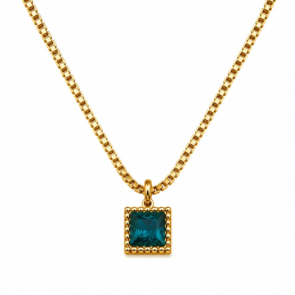 Lumisq Necklace