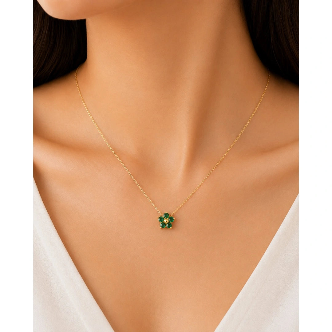 Emerald Petalia Pendant