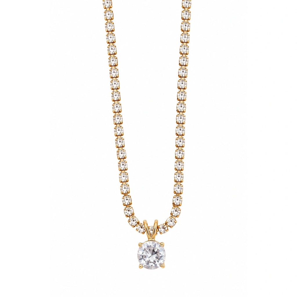 Diamora Necklace