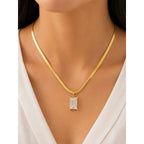 Noiréa Pendant Necklace