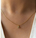 Dainty flower necklace