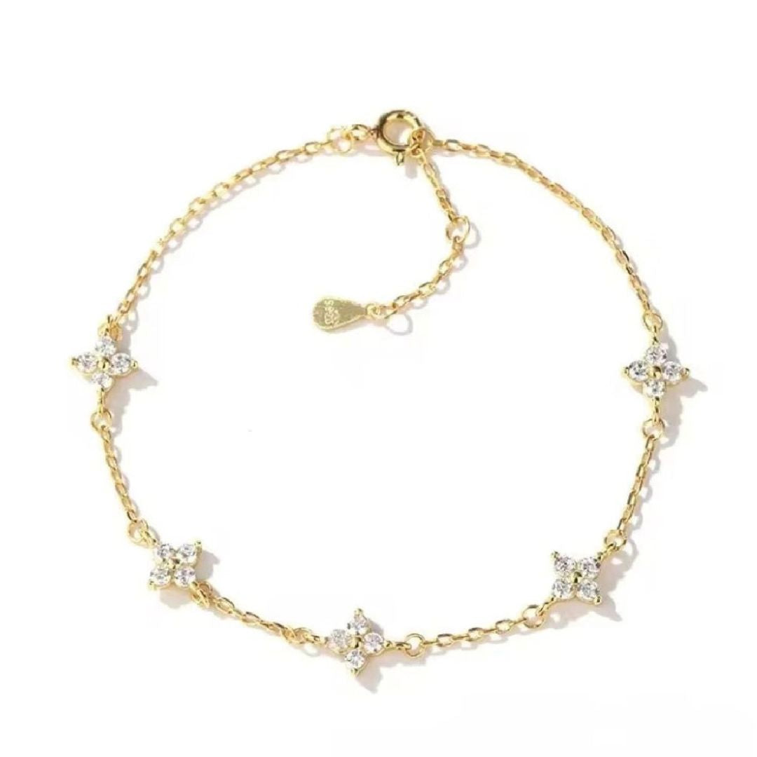 Dainty Linnet bracelet