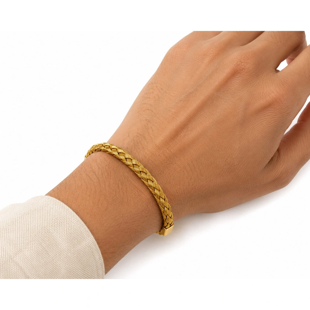 Élan Weave Cuff