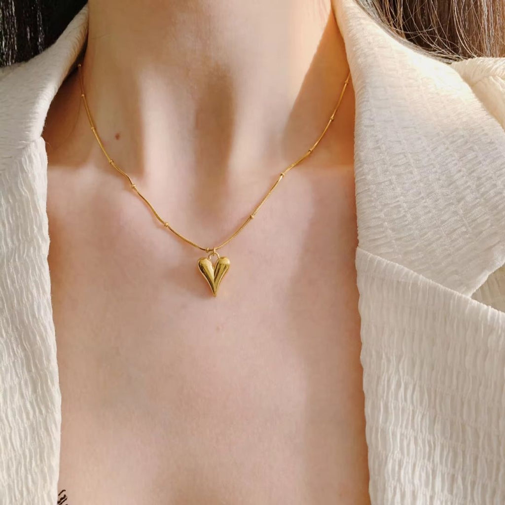 Heart me necklace