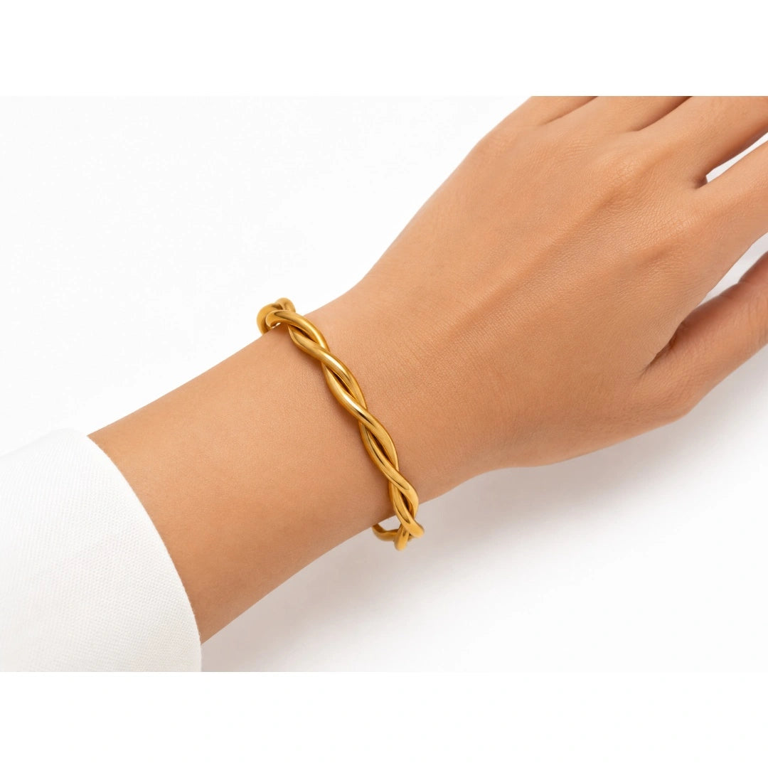 Helix Gold Bracelet