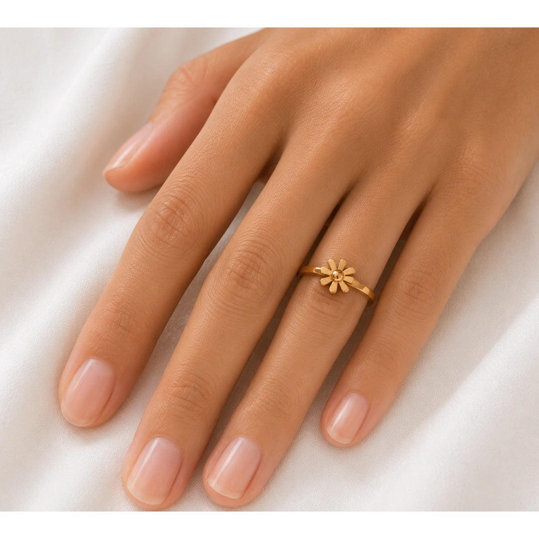 Luxe Flower Ring