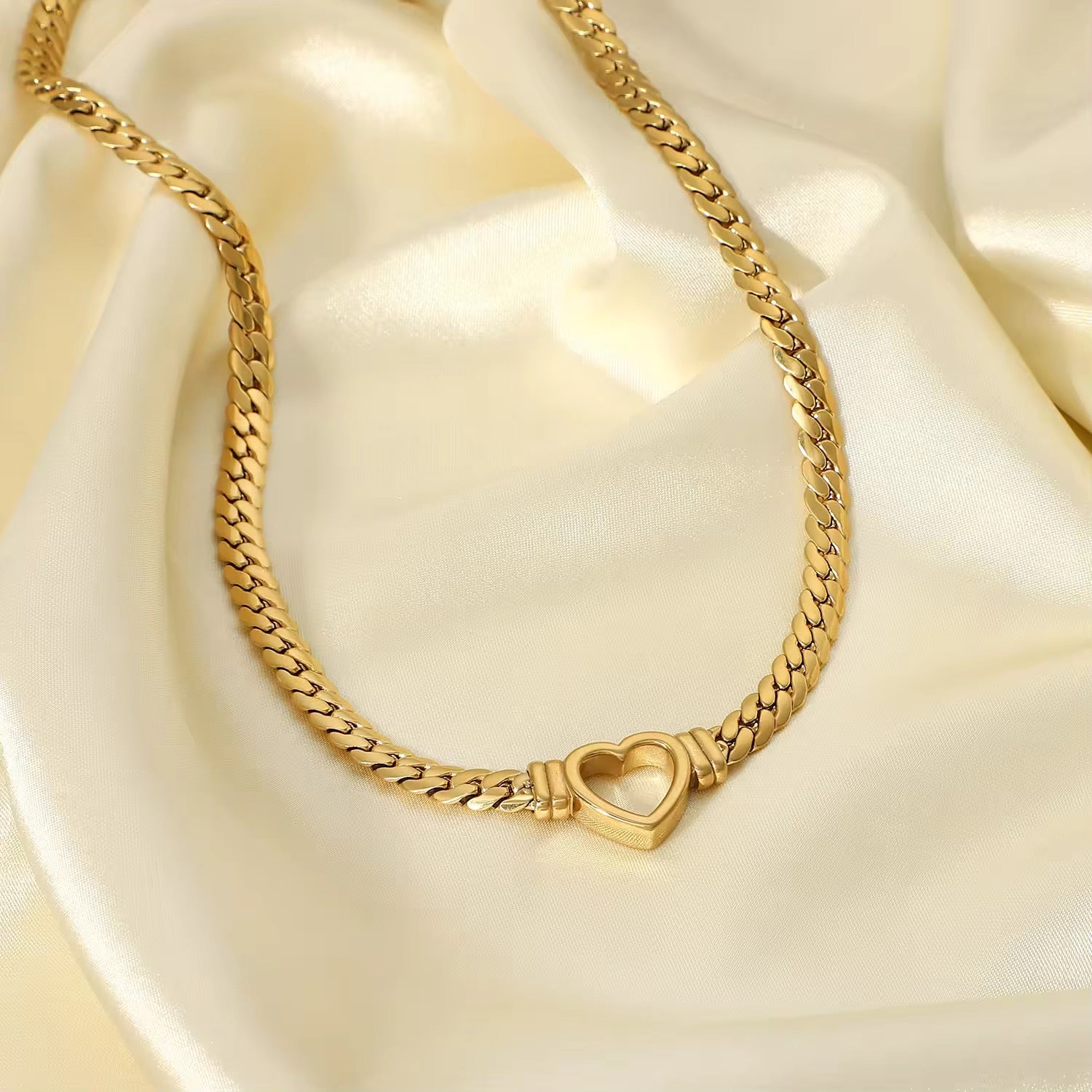 Solara Necklace