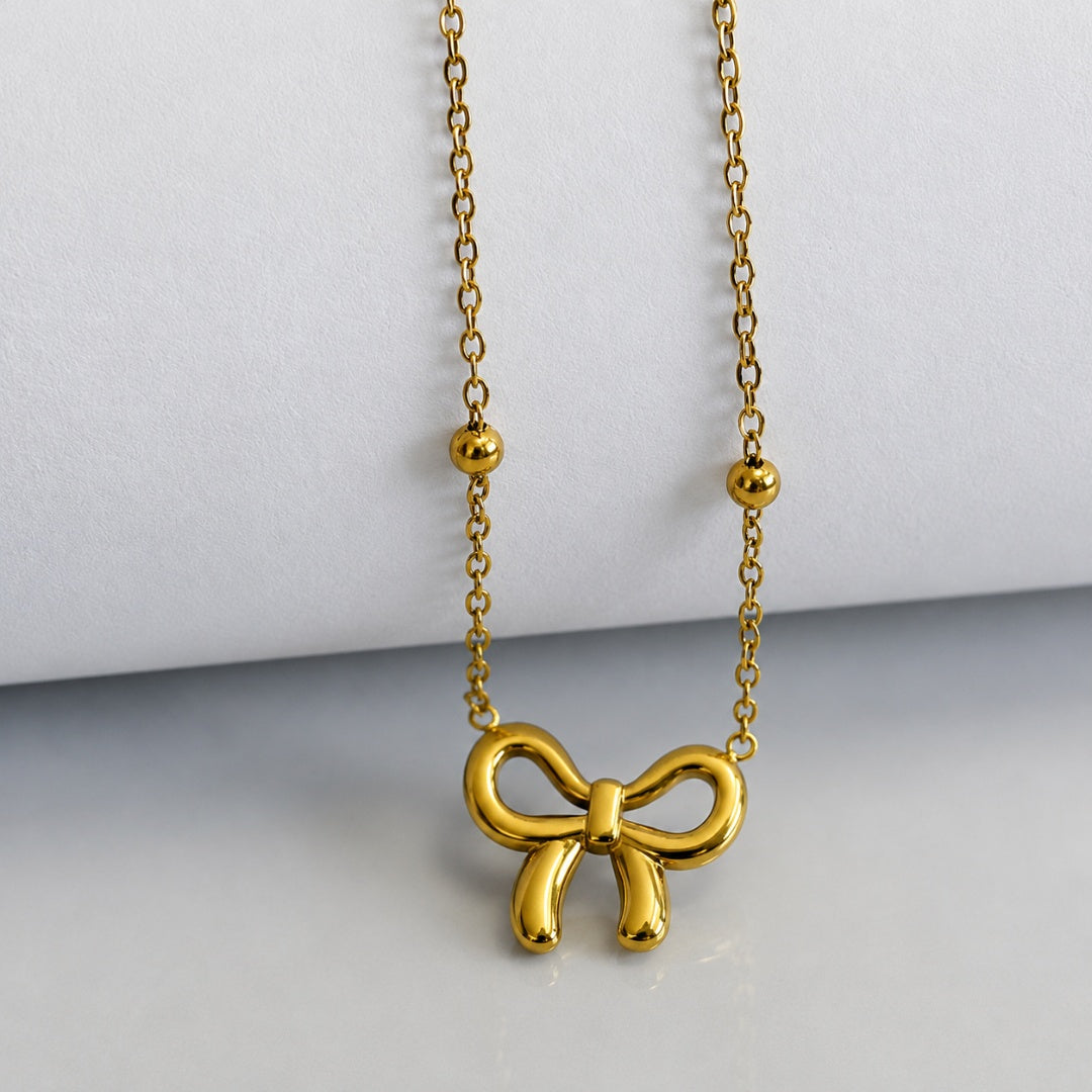 Tiny Bow Elegance Necklace