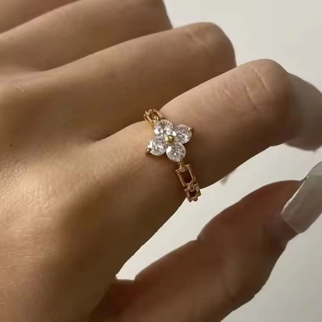 Vihaana Ring